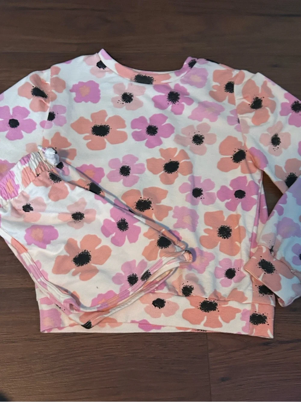 5 for $20! Jessica Simpson set with Pink and Peach Floral Print